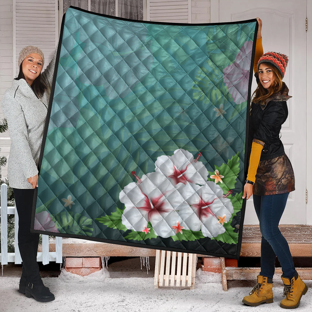 Hawaii Premium Quilt Hibiscus White Flower Gleeful