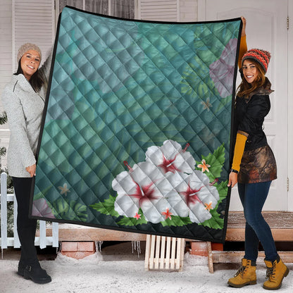 Hawaii Premium Quilt Hibiscus White Flower Gleeful