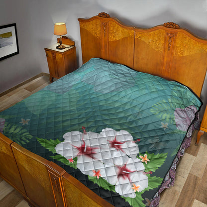 Hawaii Premium Quilt Hibiscus White Flower Gleeful