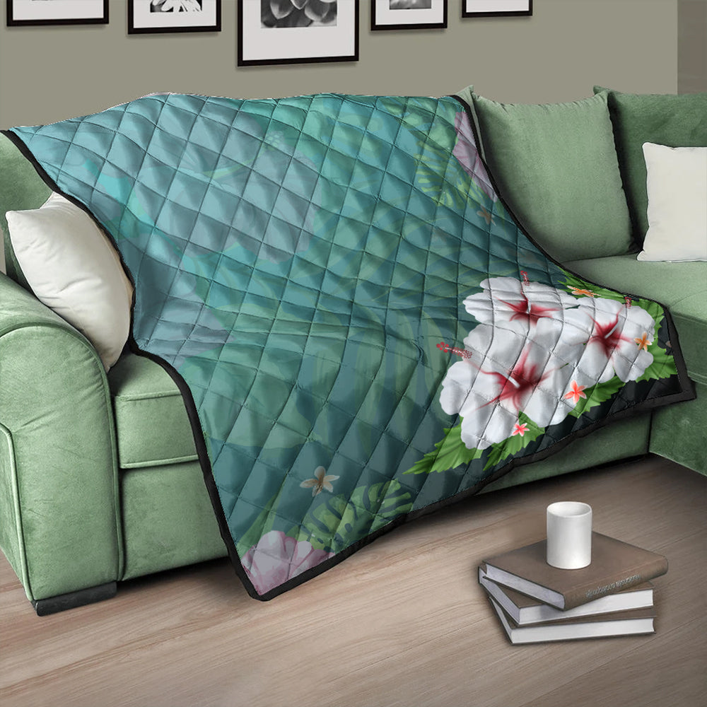 Hawaii Premium Quilt Hibiscus White Flower Gleeful