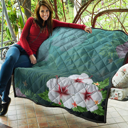 Hawaii Premium Quilt Hibiscus White Flower Gleeful