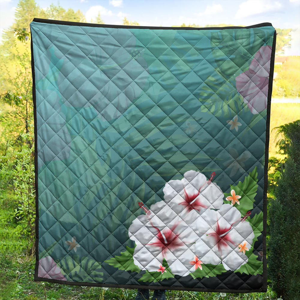 Hawaii Premium Quilt Hibiscus White Flower Gleeful