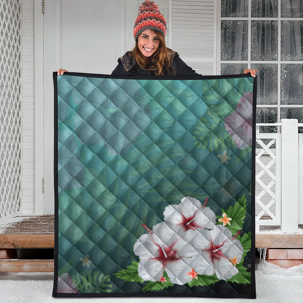 Hawaii Premium Quilt Hibiscus White Flower Gleeful