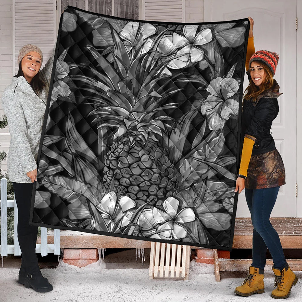 Hawaii Premium Quilt Pineapple Hibiscus Black And White
