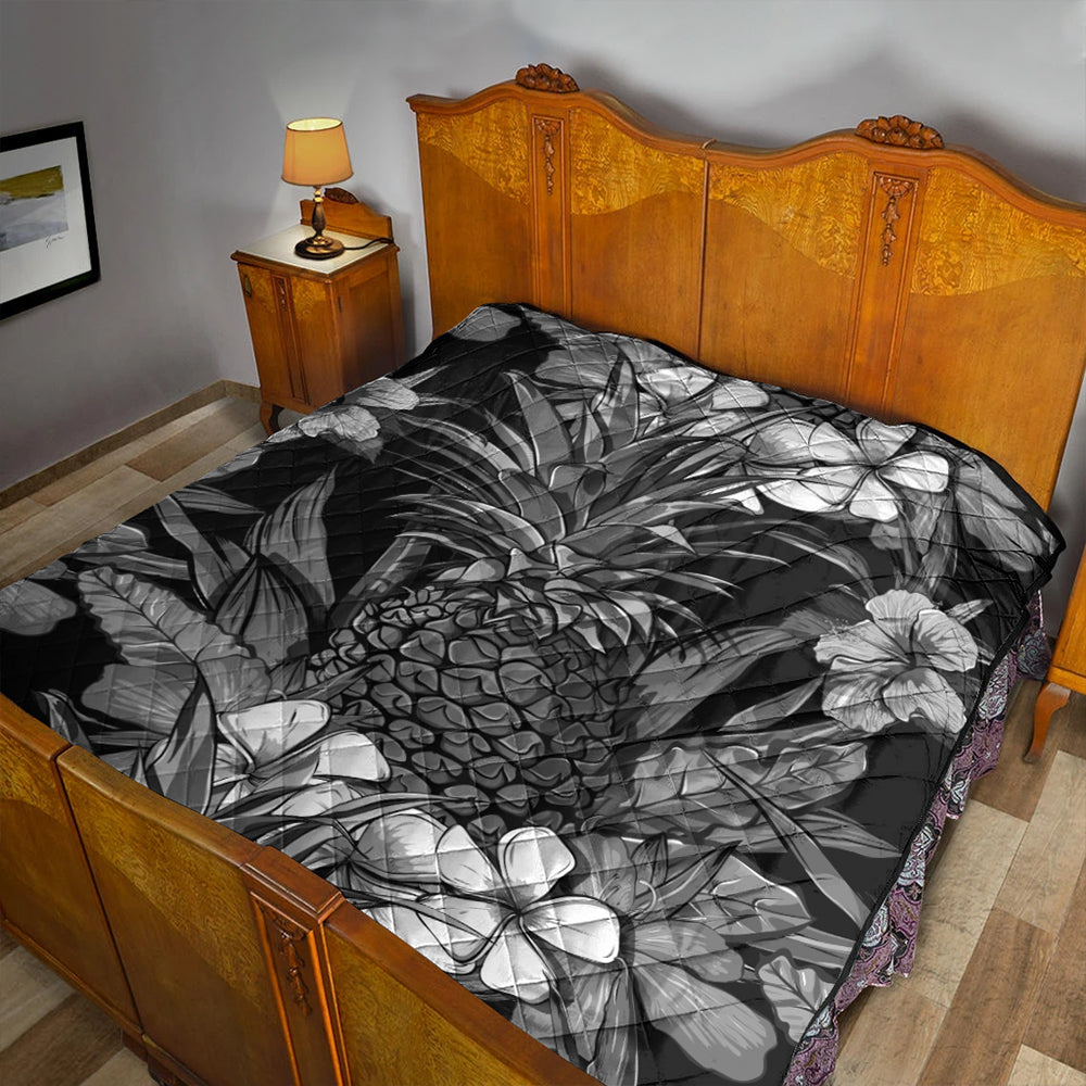 Hawaii Premium Quilt Pineapple Hibiscus Black And White
