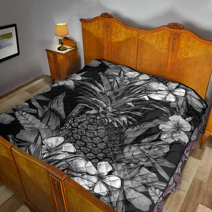 Hawaii Premium Quilt Pineapple Hibiscus Black And White