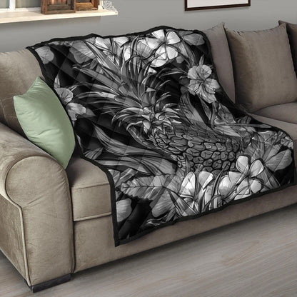 Hawaii Premium Quilt Pineapple Hibiscus Black And White
