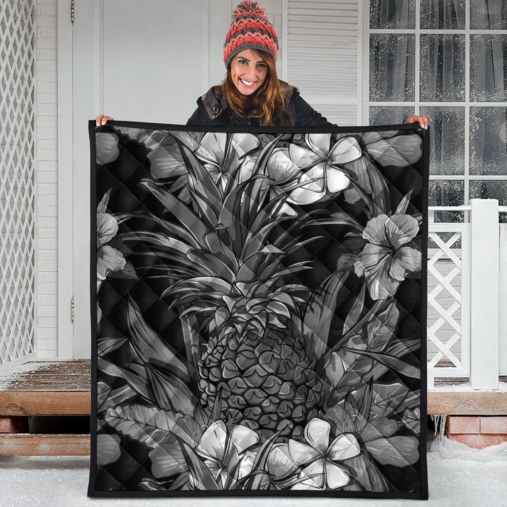 Hawaii Premium Quilt Pineapple Hibiscus Black And White