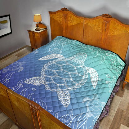 Hawaii Premium Quilt Turtle Gardiant Background