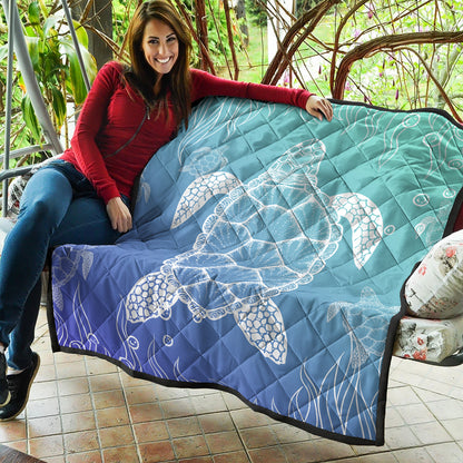 Hawaii Premium Quilt Turtle Gardiant Background