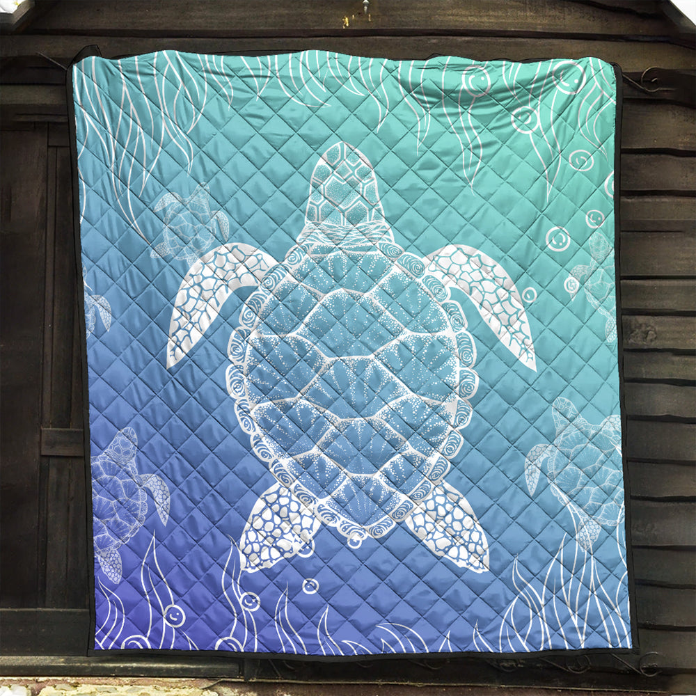 Hawaii Premium Quilt Turtle Gardiant Background
