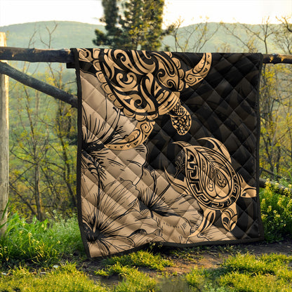 Hawaii Turtle Premium Quilt Polynesian Hibiscus Art Gold