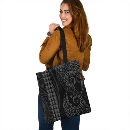 Hawaii Tote Bag Map Kakau Style Grey