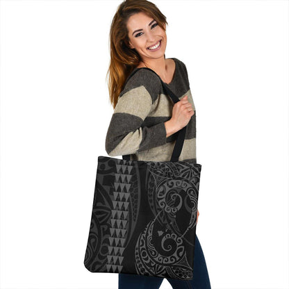 Hawaii Tote Bag Map Kakau Style Grey