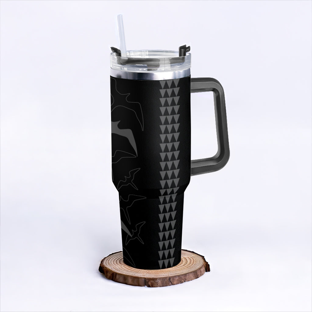 Hawaii 40oz Tumbler Iwa Bird Flight Style