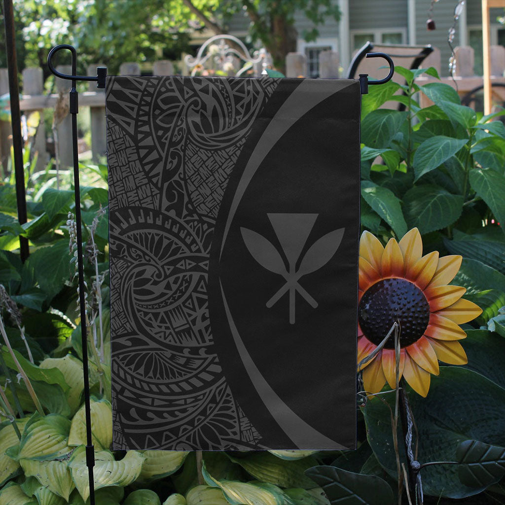 Hawaii Garden Flag Kanaka Lauhala Circle Grey