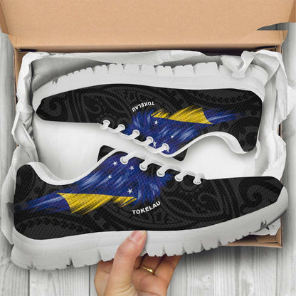 Tokelau Sneakers - Flag Wing Sport Style