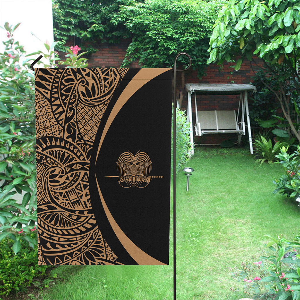 Papua New Guinea Garden Flag Lauhala Circle Gold