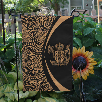 New Zealand Garden Flag Lauhala Circle Gold