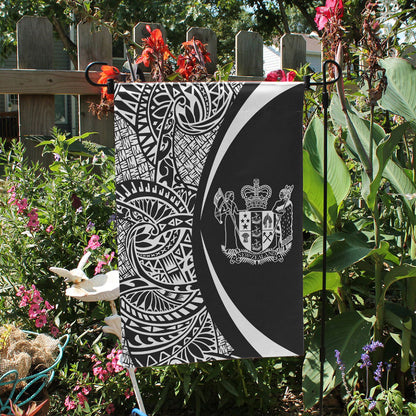 New Zealand Garden Flag Lauhala Circle White
