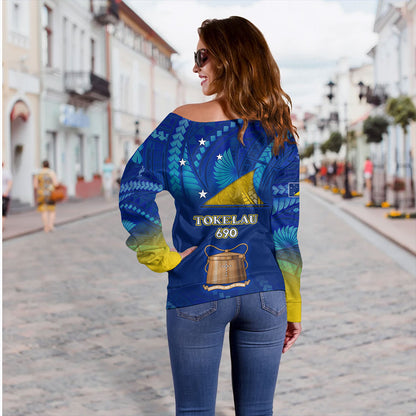 Tokelau Off Shoulder Sweatshirt Flag Color With Traditional Patterns