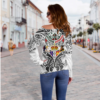 New Zealand Aotearoa Off Shoulder Sweatshirt Maori Traditional Hongi - The Breath Of Life Coat Of Arms Tribal Patterns