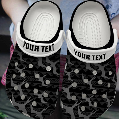 Hawaii Clogs Shoes Custom Text Tribal Polynesia Iwa Bird Pattern