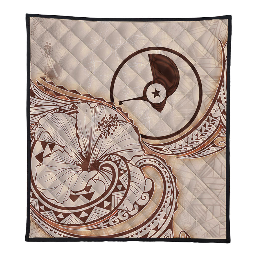Yap State Premium Quilt Hibiscus Flower Vintage Style