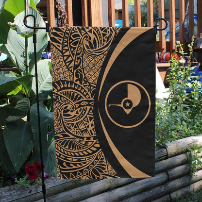 Yap State Garden Flag Lauhala Circle Gold