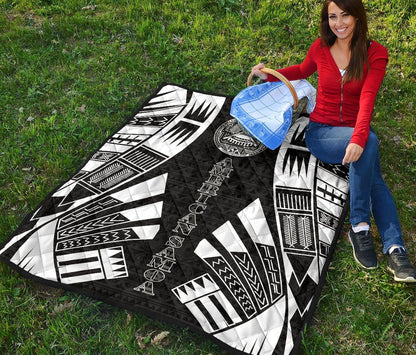 American Samoa Premium Quilt - American Samoa Seal Polynesian White Tattoo (Black)