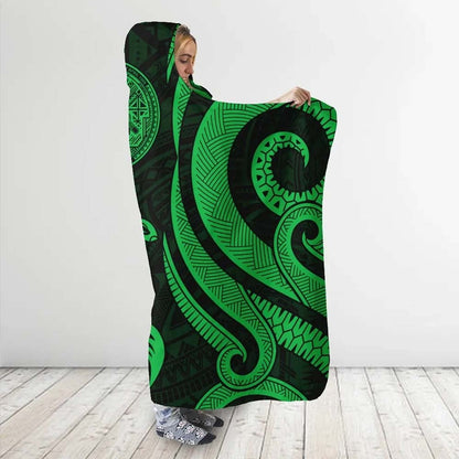 American Samoa Hooded Blanket - Green Tentacle Turtle