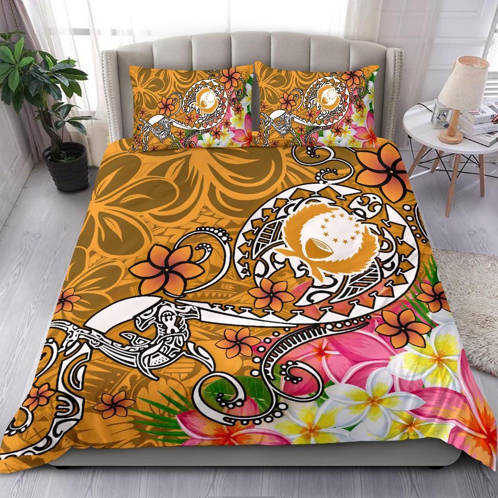 Pohnpei Bedding Set - Turtle Plumeria (Gold)