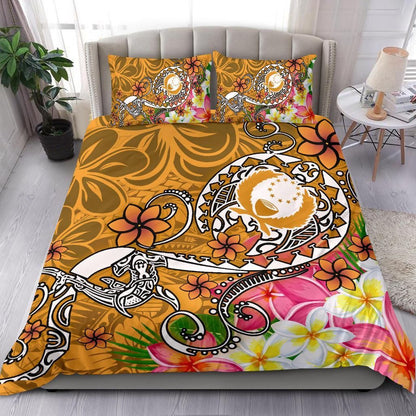 Pohnpei Bedding Set - Turtle Plumeria (Gold)