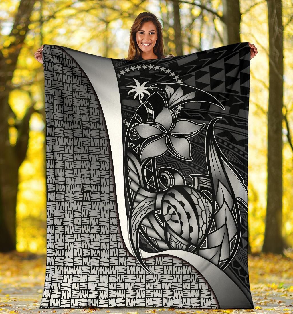 Chuuk Micronesia Premium Blanket White - Turtle With Hook