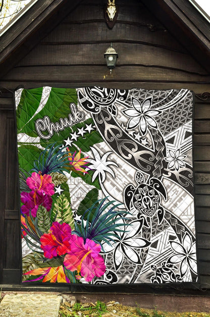 Chuuk Premium Quilt White - Turtle Plumeria Banana Leaf