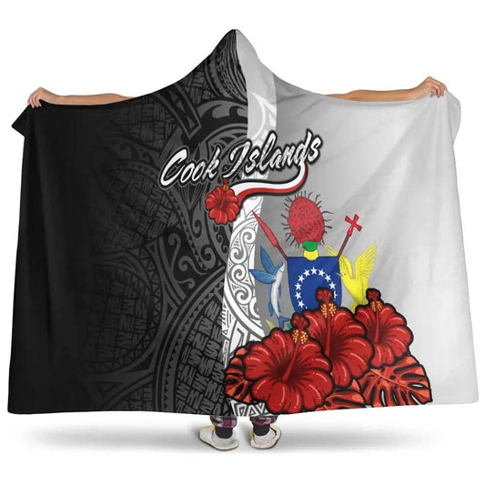 Cook Islands Polynesian Hooded Blanket- Coat Of Arm With Hibiscus White
