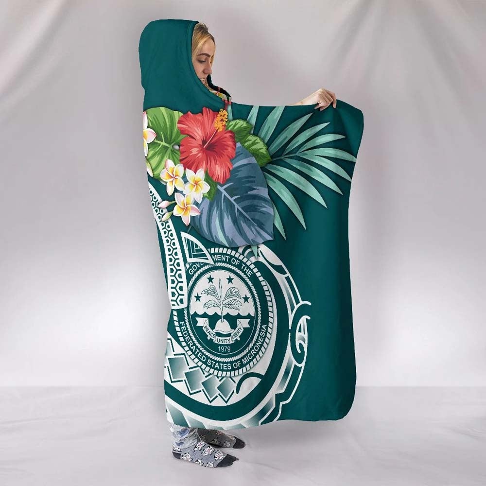 Federated States Of Micronesia Polynesian Hooded Blanket - Summer Plumeria (Turquoise)