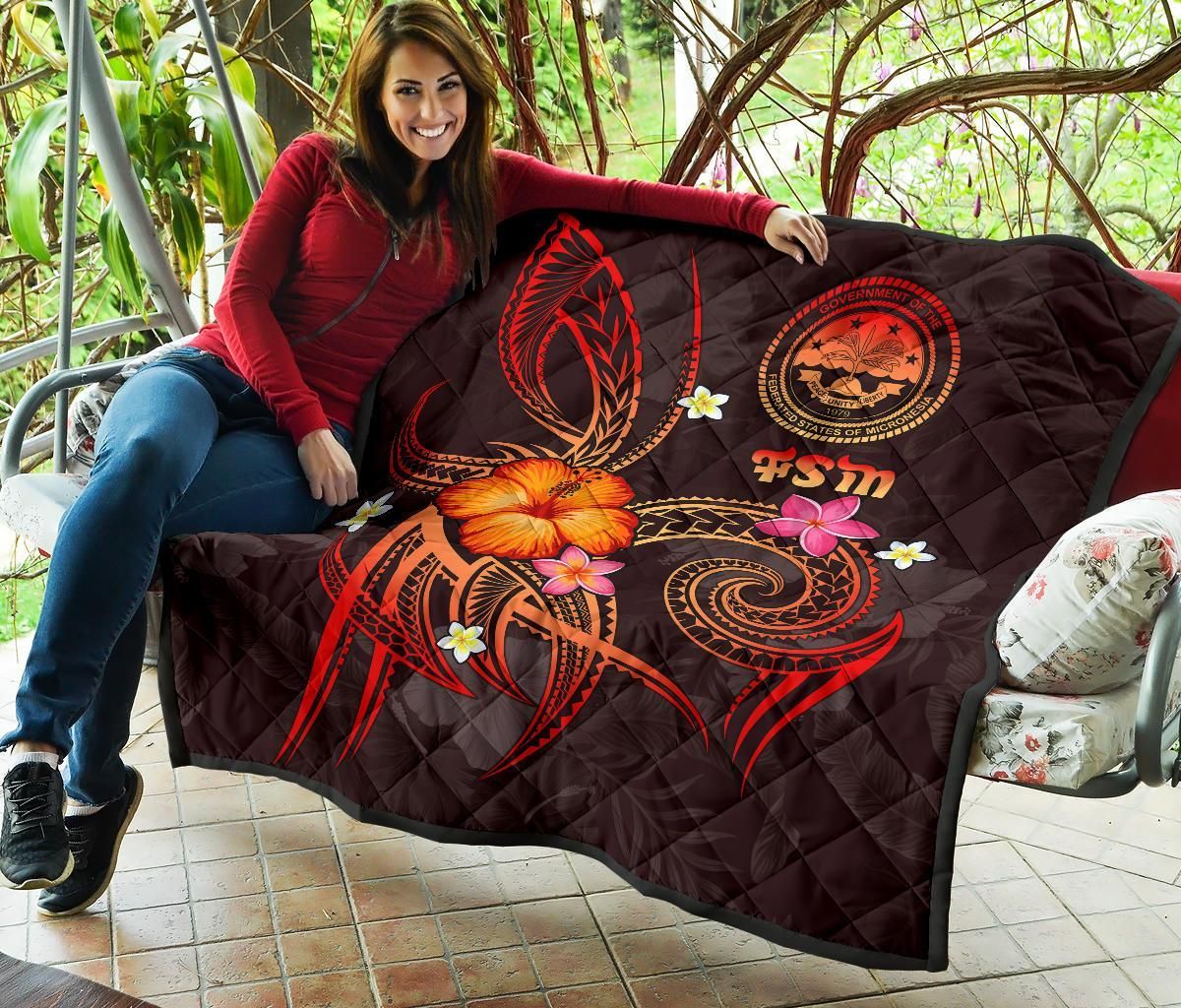 Federated States of Micronesia Polynesian Premium Quilt - Legend of FSM (Red)