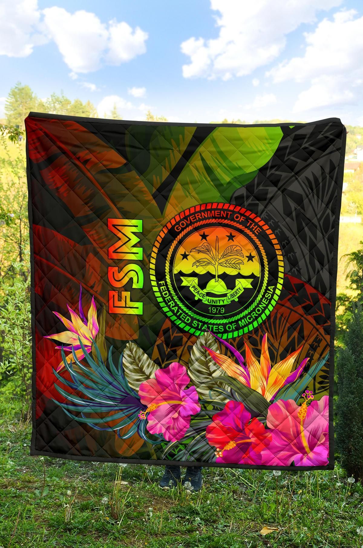 Federated States of Micronesia Polynesian Quilt -  Hibiscus and Banana Leaves