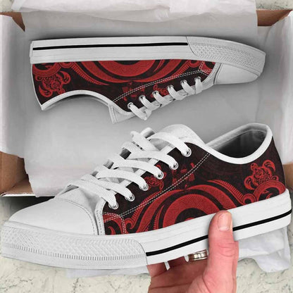 Fiji Low Top Canvas Shoes - Red Tentacle Turtle Crest