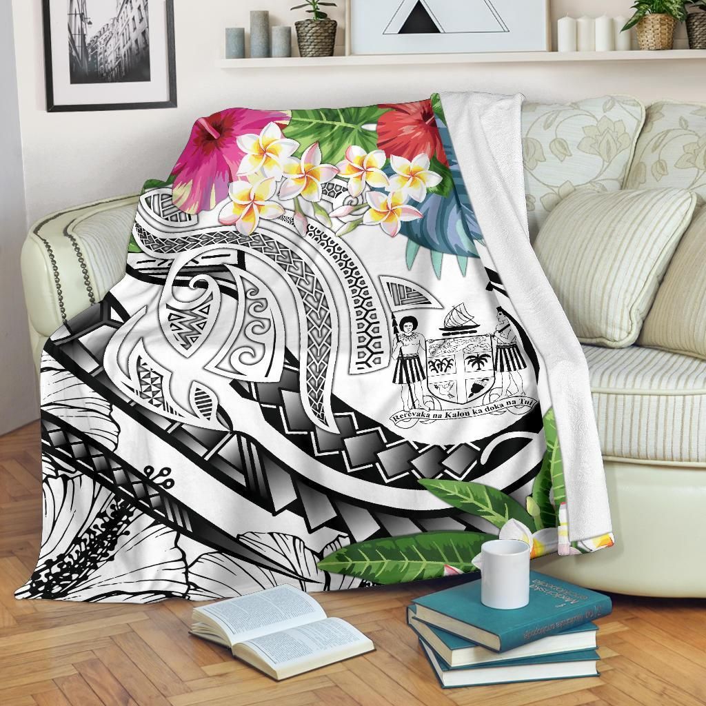 Fiji Polynesian Premium Blanket - Summer Plumeria (White)