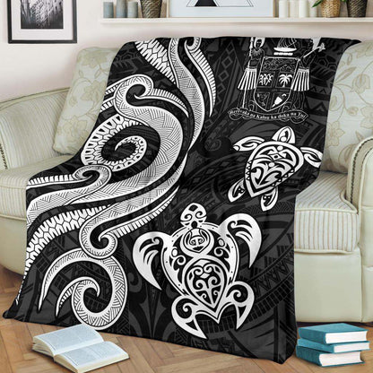 Fiji Polynesian Premium Blanket - White Tentacle Turtle Crest