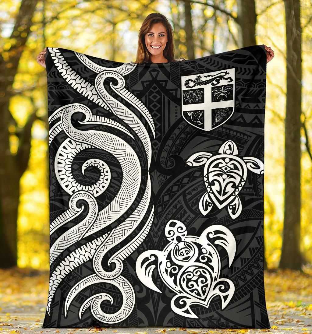 Fiji Polynesian Premium Blanket - White Tentacle Turtle