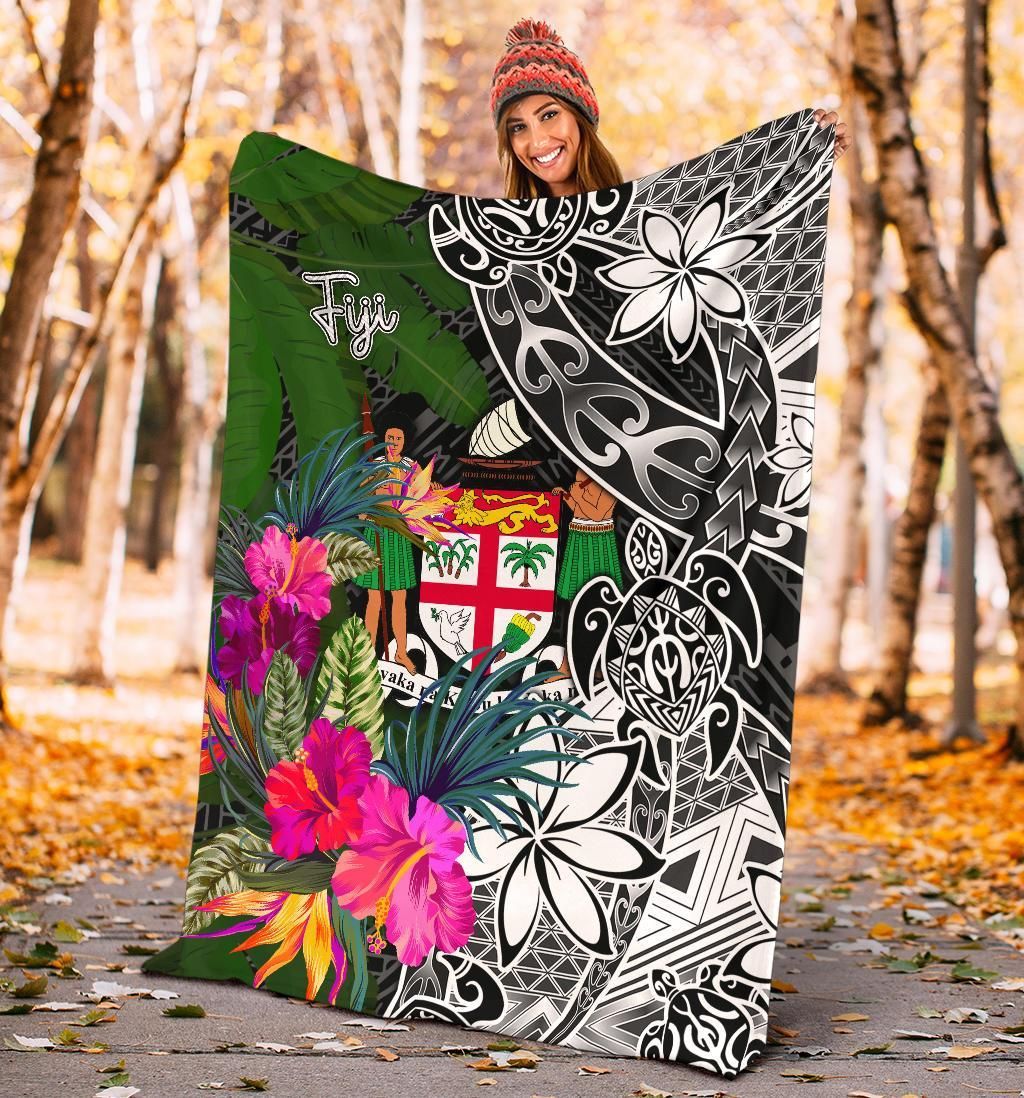 Fiji Premium Blanket - Turtle Plumeria Banana Leaf Crest
