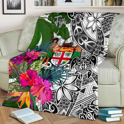Fiji Premium Blanket White - Turtle Plumeria Banana Leaf Crest