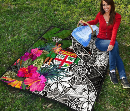 Fiji Premium Quilt - Turtle Plumeria Banana Leaf Crest