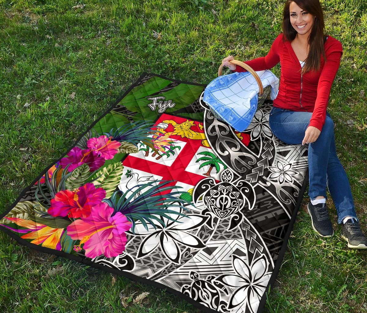 Fiji Premium Quilt - Turtle Plumeria Banana Leaf