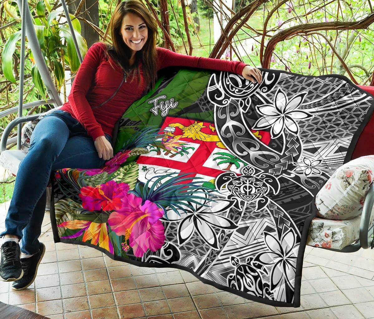 Fiji Premium Quilt - Turtle Plumeria Banana Leaf