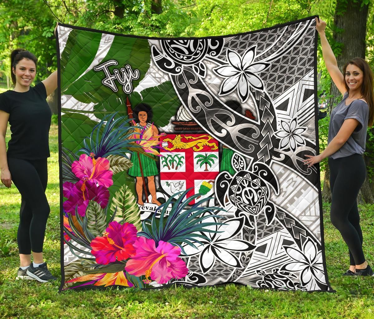 Fiji Premium Quilt White - Turtle Plumeria Banana Leaf Crest