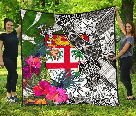 Fiji Premium Quilt White - Turtle Plumeria Banana Leaf